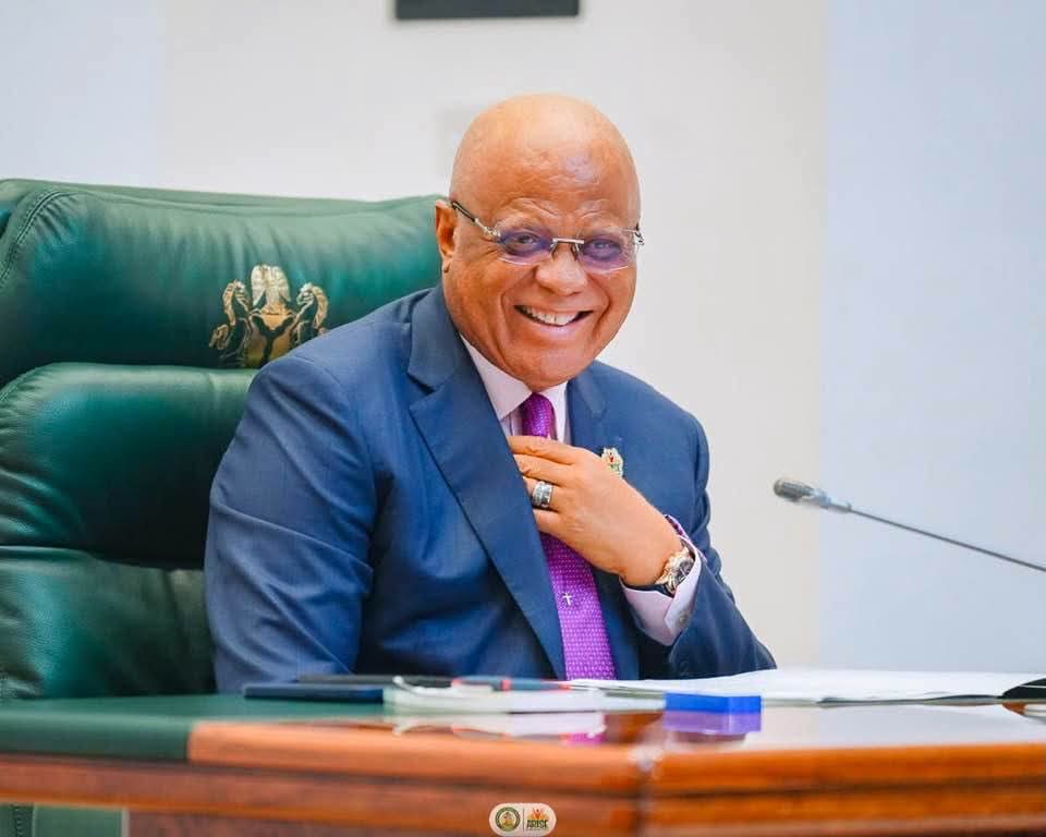 BREAKING: Gov. Umo Eno Emerges Daily Times’ Most Outstanding Governor in South-South